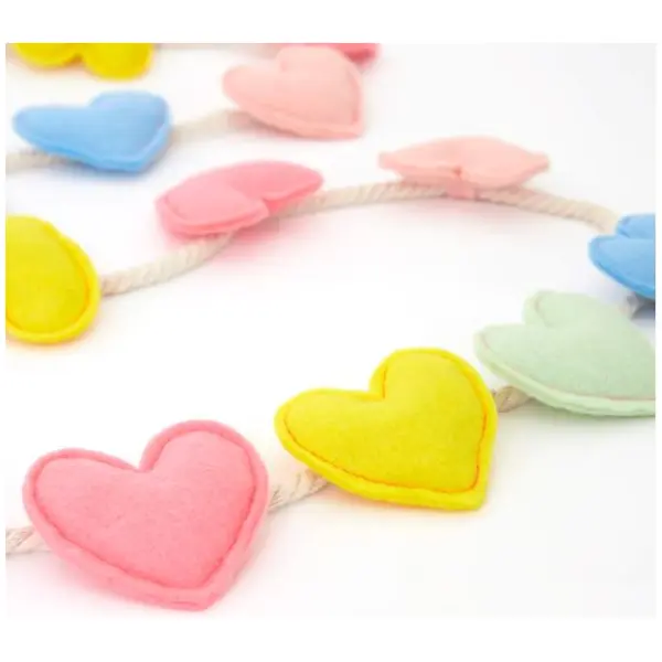 Felt Heart Garland - Image 2