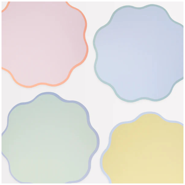 Wavy Round Paper Placemats