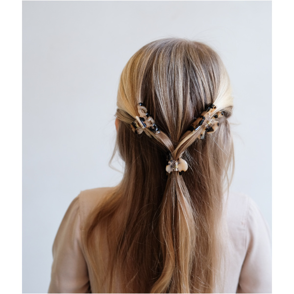 Assorted leopard mini claw clips - Image 2