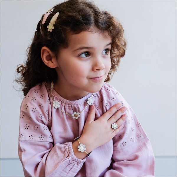 Daisy jewellery set - Image 3