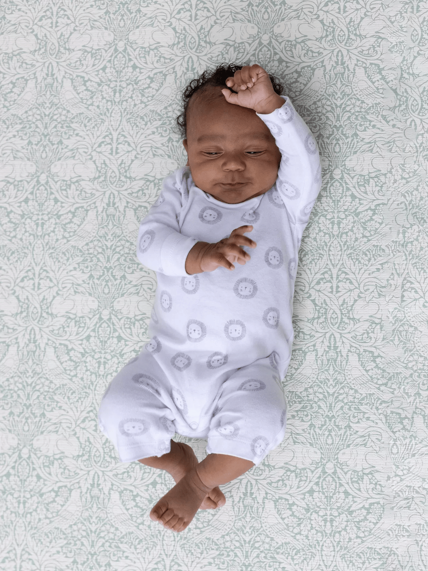 The Acorn & Brer Rabbit Round Playmat - Image 4