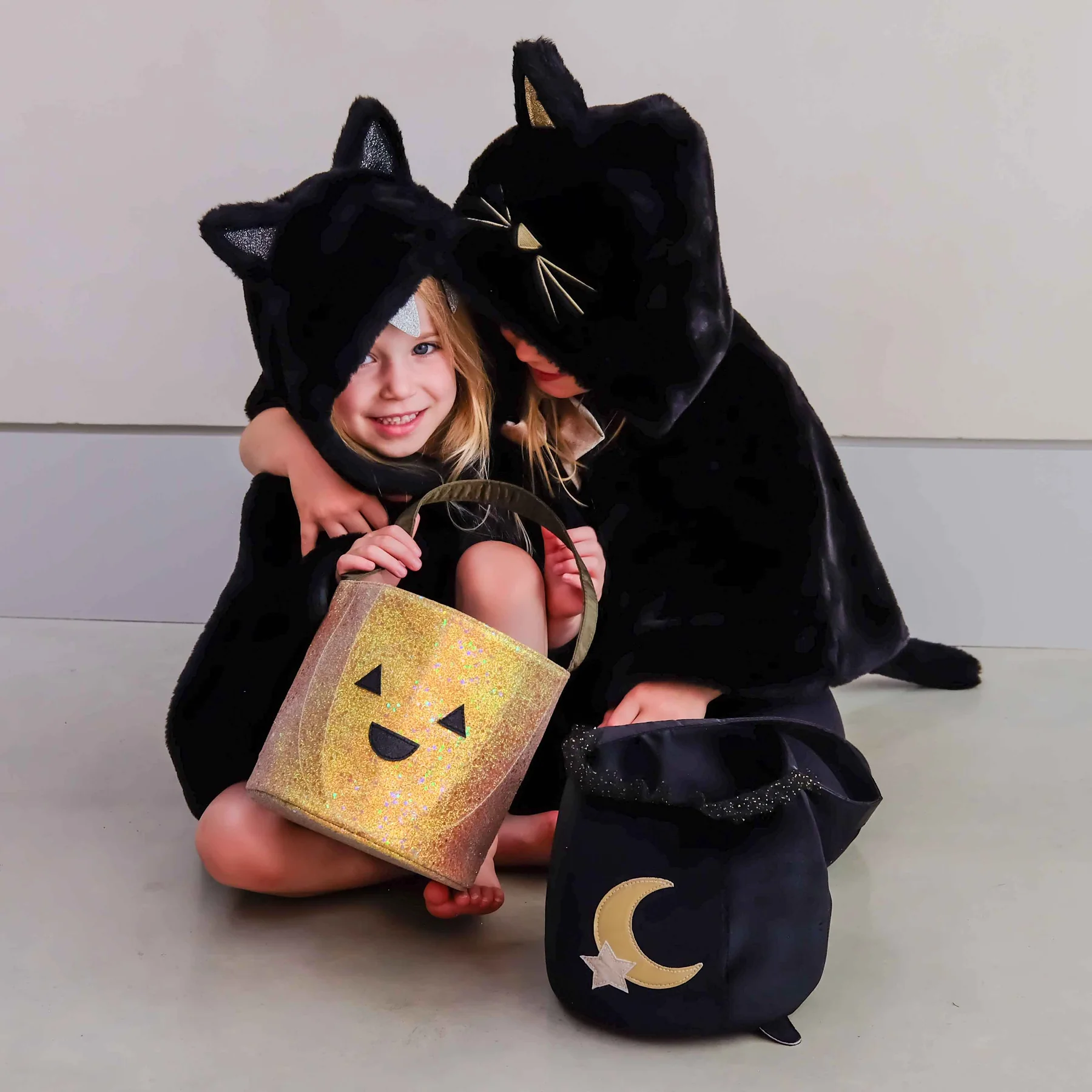 Glitter Pumpkin Trick Or Treat Bag (AW26) - Image 3