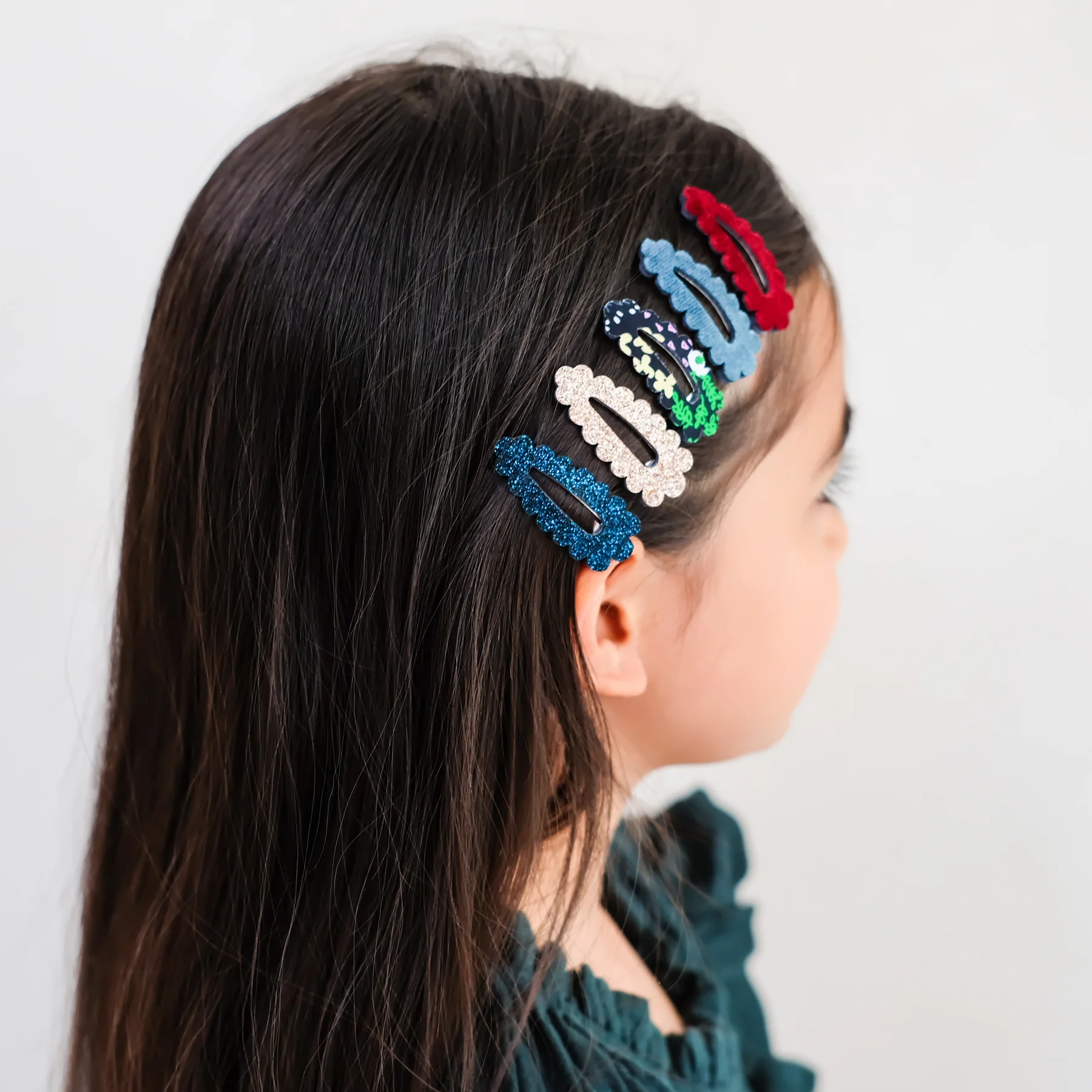 Blackberry Scalloped Mini Hair Clips (AW26) - Image 3