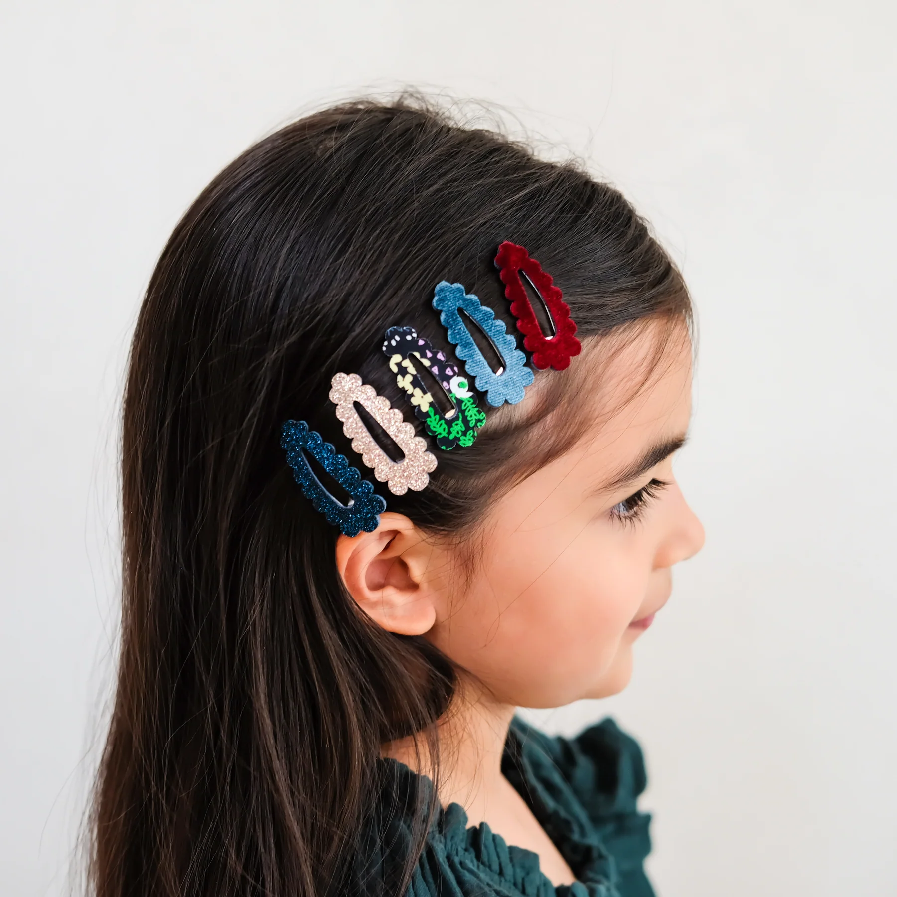 Blackberry Scalloped Mini Hair Clips (AW26) - Image 2